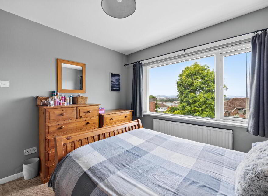 34 Delamont Park, Belfast, BT6 9RJ