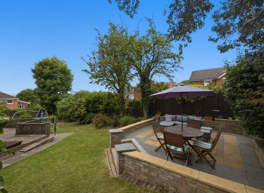 34 Delamont Park, Belfast, BT6 9RJ