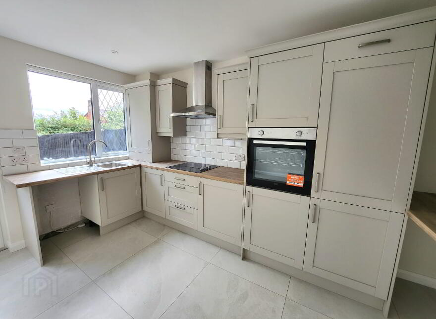 6 Faburn Park, Ballysillan Road, North Belfast, BT14 8AJ