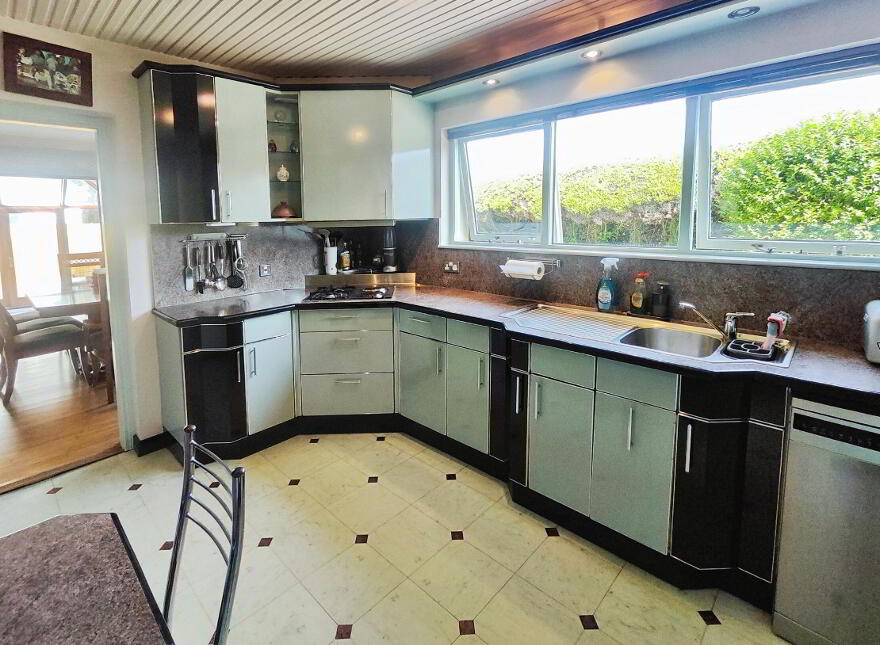 110 Mountsandel Road, Coleraine, BT52 1TA