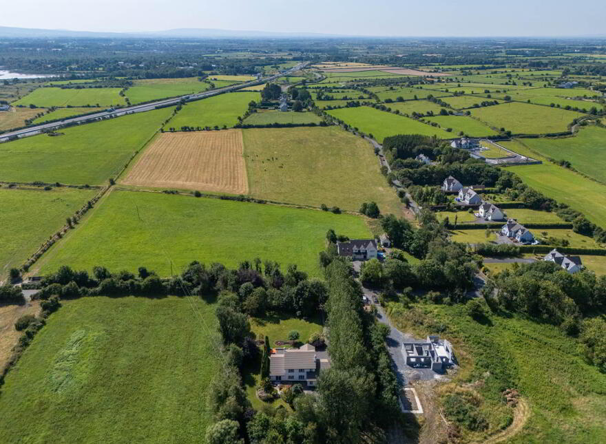 Tur Lacken, Ballynabucky, Kilcolgan, H91FH28