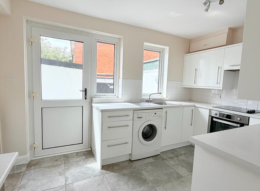 28 Upper Dunmurry Lane, Dunmurry, BT17 0AB