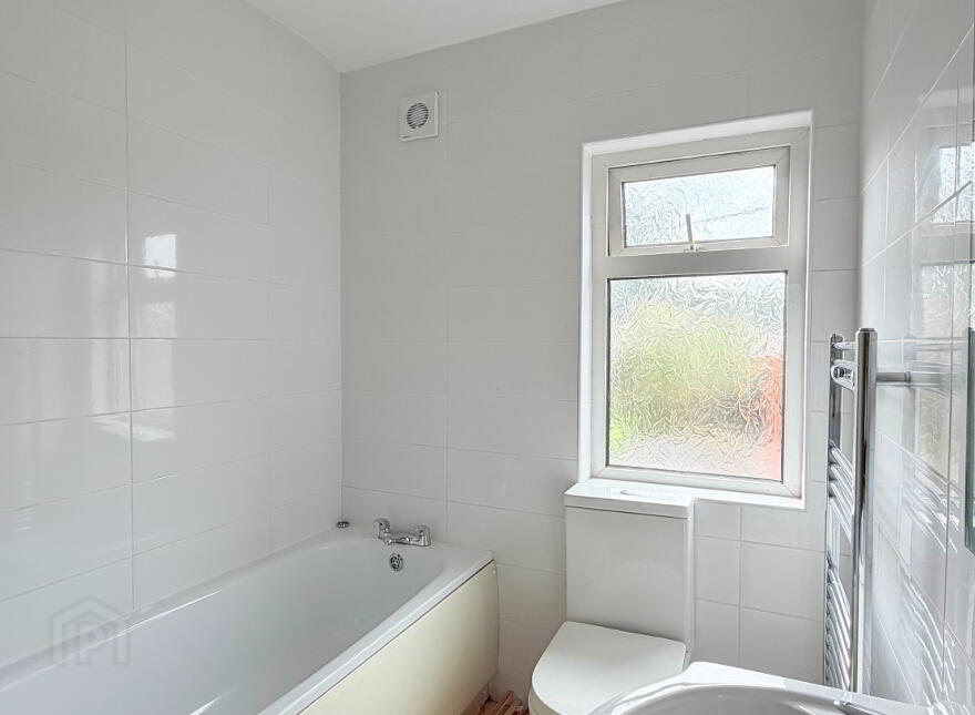 28 Upper Dunmurry Lane, Dunmurry, BT17 0AB