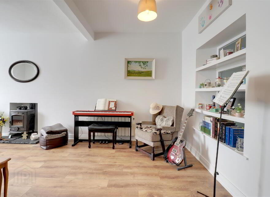 45 High Street, Ballyhalbert, Newtownards, BT22 1BL