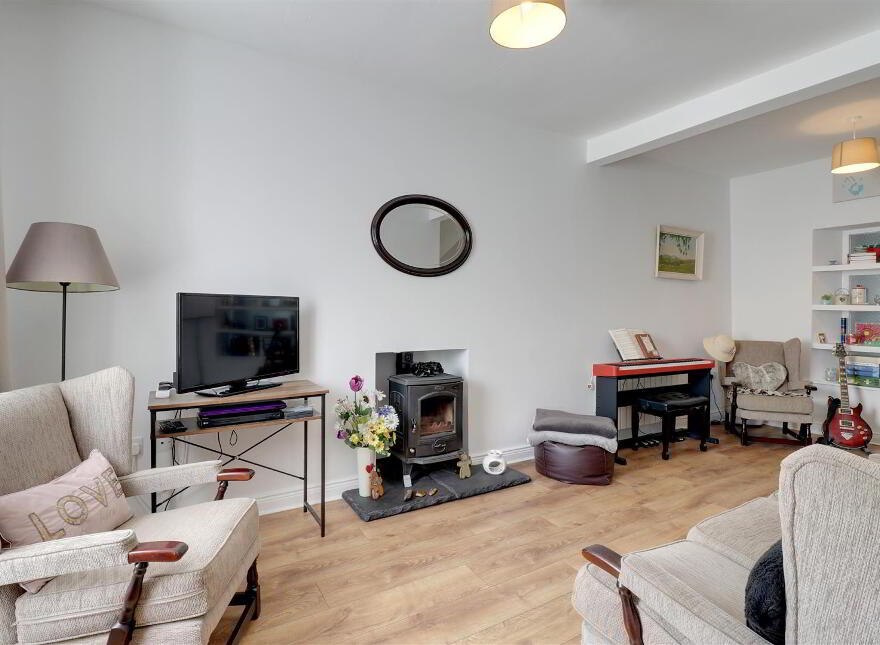45 High Street, Ballyhalbert, Newtownards, BT22 1BL