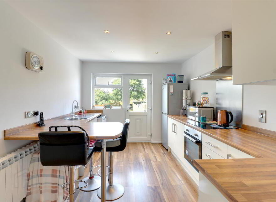 45 High Street, Ballyhalbert, Newtownards, BT22 1BL