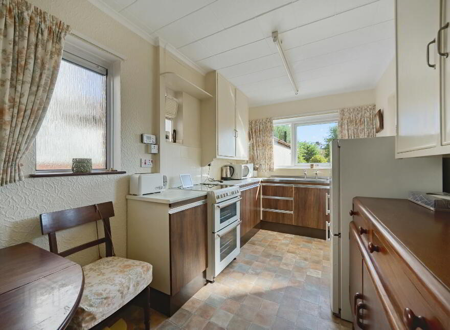 50 Locksley Park, Upper Lisburn Road, Belfast, BT10 0AR