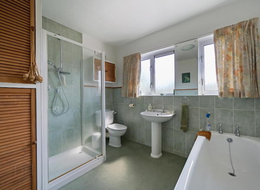 50 Locksley Park, Upper Lisburn Road, Belfast, BT10 0AR
