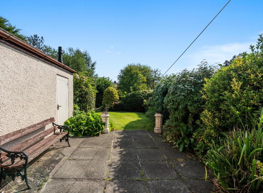 50 Locksley Park, Upper Lisburn Road, Belfast, BT10 0AR