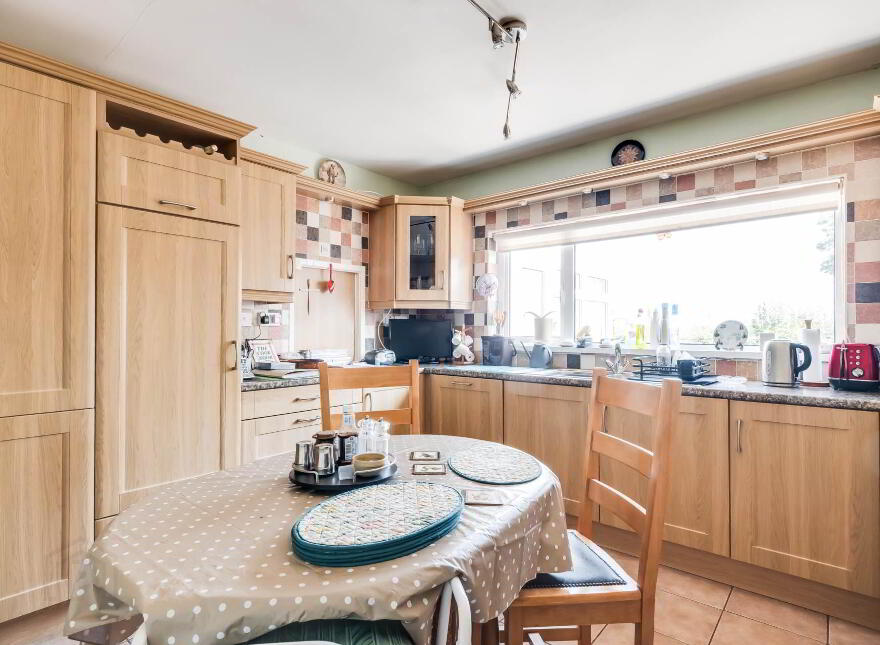 17 Devenish Crescent, Enniskillen, BT74 4RB