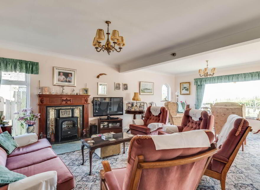 17 Devenish Crescent, Enniskillen, BT74 4RB