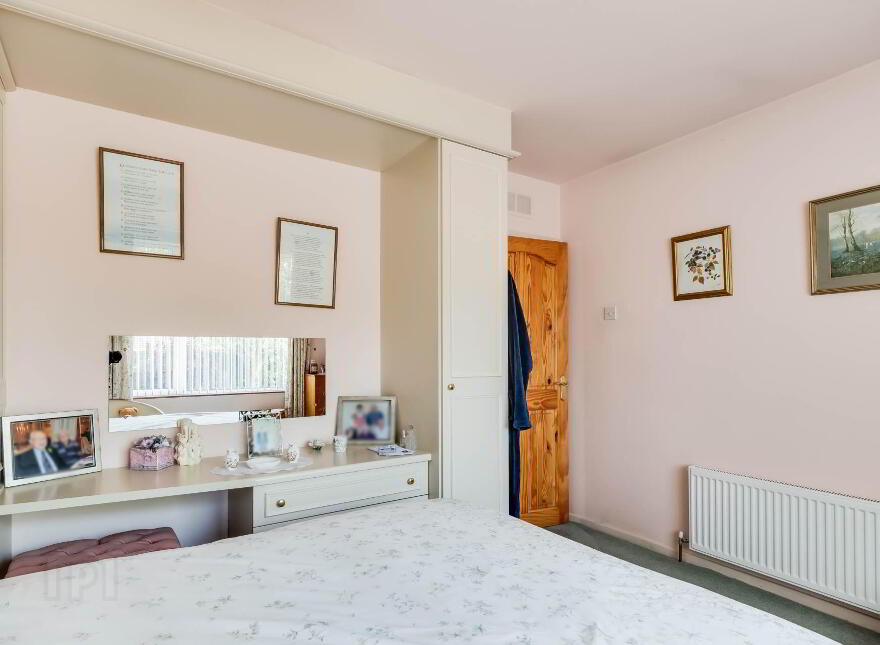 17 Devenish Crescent, Enniskillen, BT74 4RB