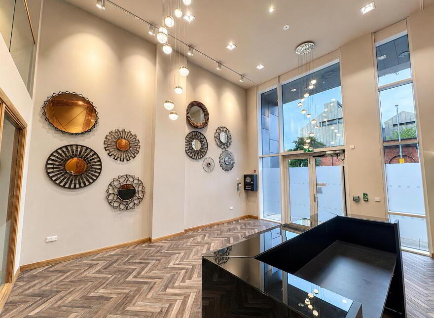 704 Portland, 88 55 Ormeau Road, Belfast, BT7 1FE