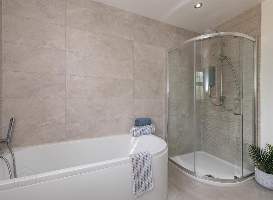 67 Woodvale, Dromara, BT25 2JB