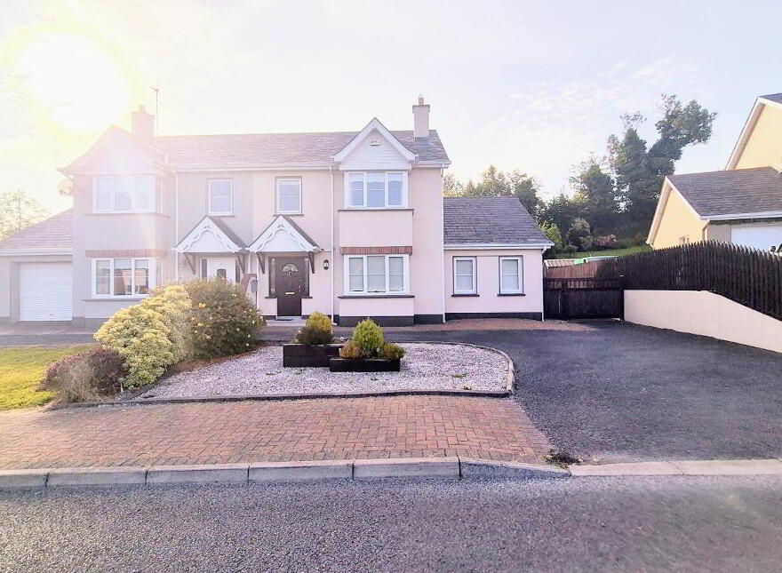 2 Clooneen Park, Manorhamilton, F91A2A3