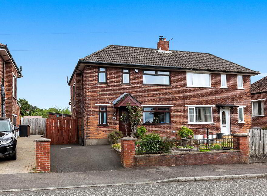 19 Duncoole Park, Belfast, BT14 8JS