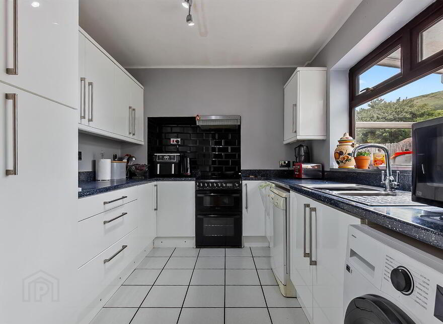 19 Duncoole Park, Belfast, BT14 8JS