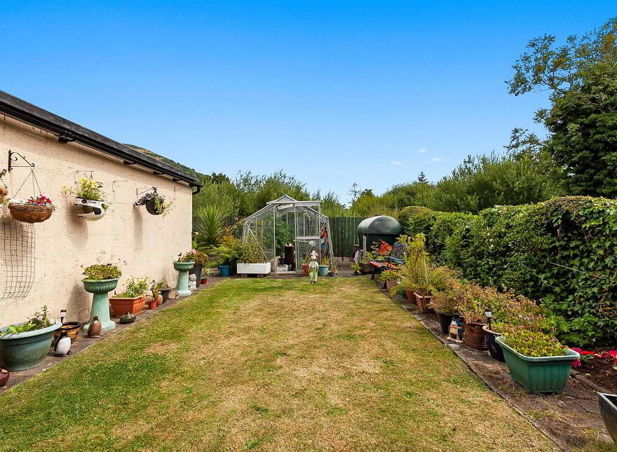 19 Duncoole Park, Belfast, BT14 8JS