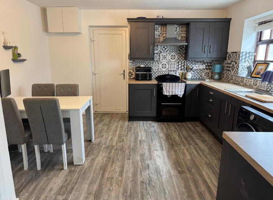 142 Lake Street, Lurgan, Craigavon, BT67 9DY