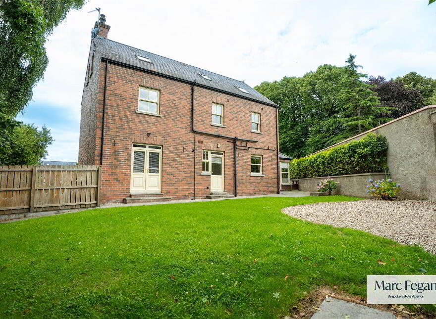 11 Moorlands Court, Banbridge, BT32 4QN