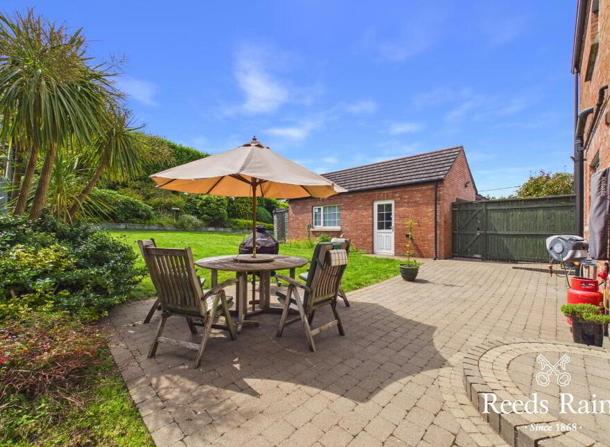 11 Royal Hill, Maze, Lisburn, BT27 5UW