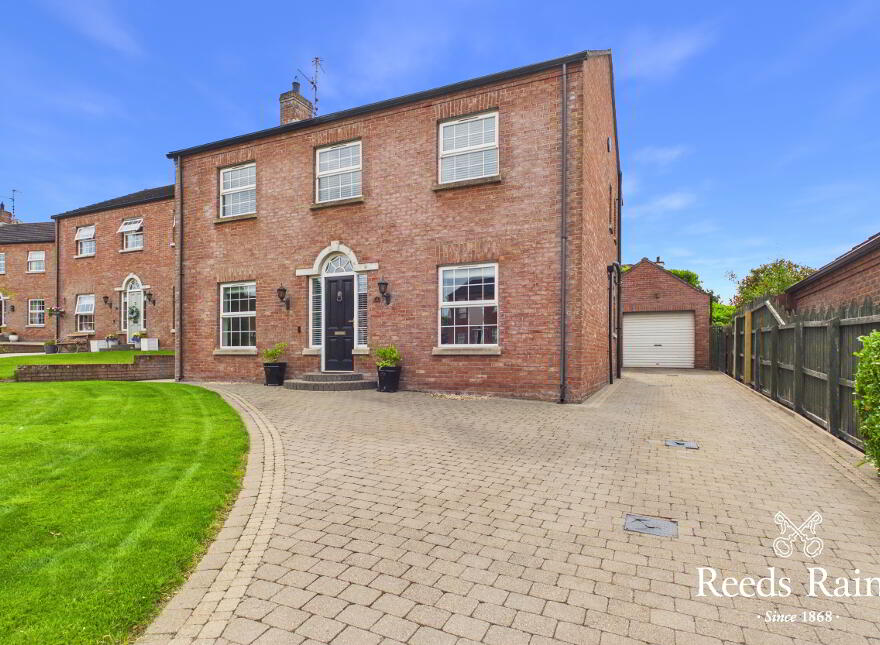 11 Royal Hill, Maze, Lisburn, BT27 5UW