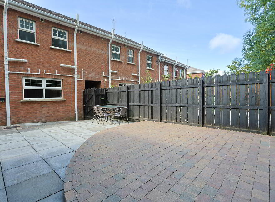 62 Windsor Hill, Waringstown, Craigavon, BT66 7FZ