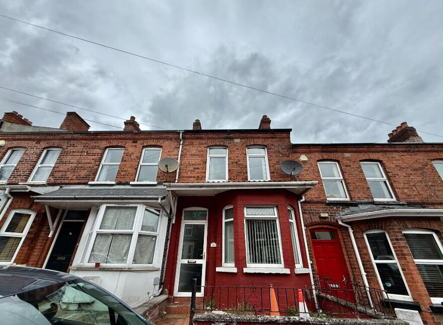 64 Sandhurst Gardens, Stranmillis, Belfast, BT9 5AX