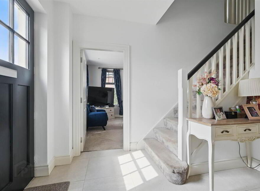 25 Lady Ishbel Avenue, Belvoir Park, Belfast, BT8 8FR