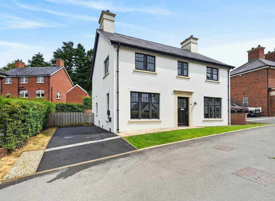 25 Lady Ishbel Avenue, Belvoir Park, Belfast, BT8 8FR