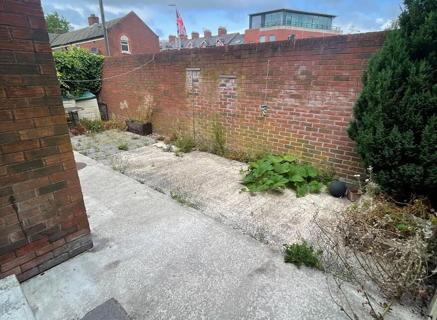 2 Elm Street, Belfast, BT7 1ES