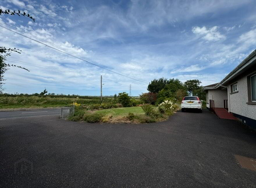 Glen-Carn, 9 Island Road Lower, Ballycarry, BT38 9HB
