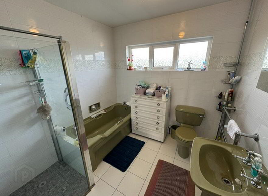 Glen-Carn, 9 Island Road Lower, Ballycarry, BT38 9HB