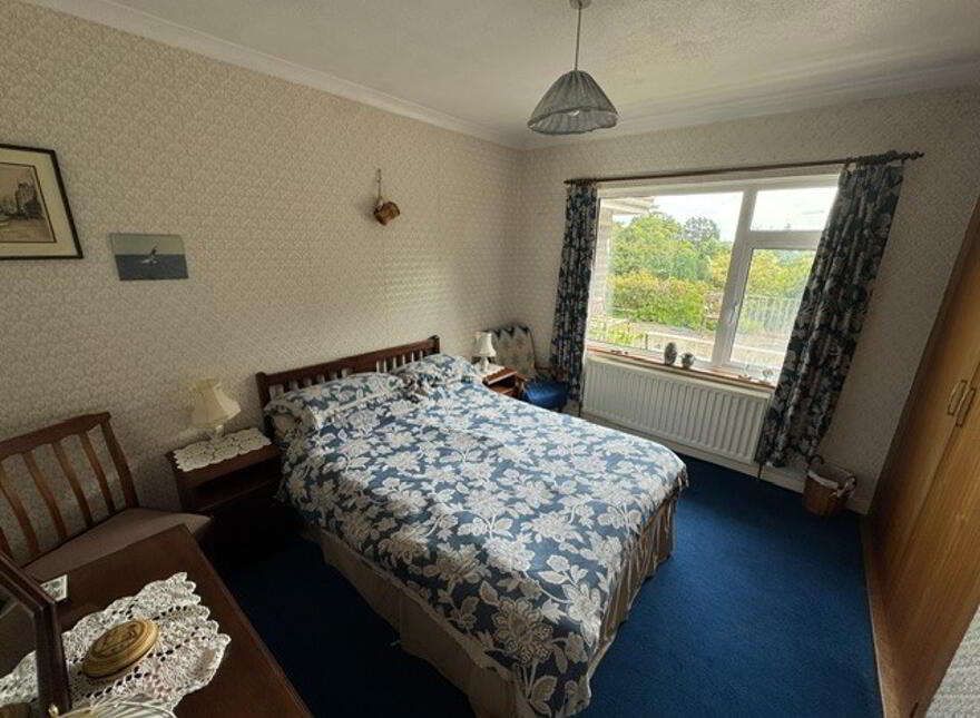 Glen-Carn, 9 Island Road Lower, Ballycarry, BT38 9HB