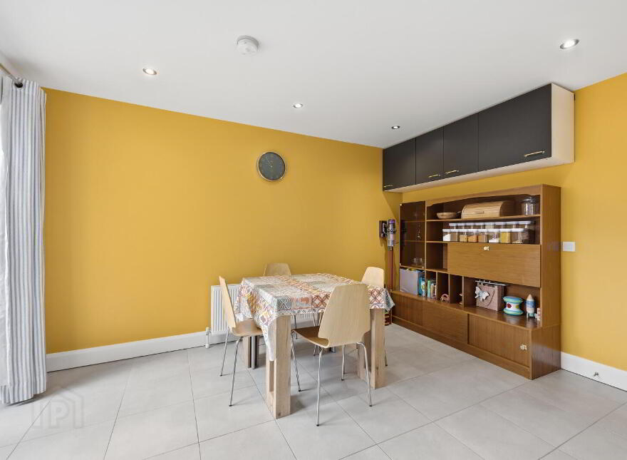 5 Victoria Close, Belfast, BT4 1PF
