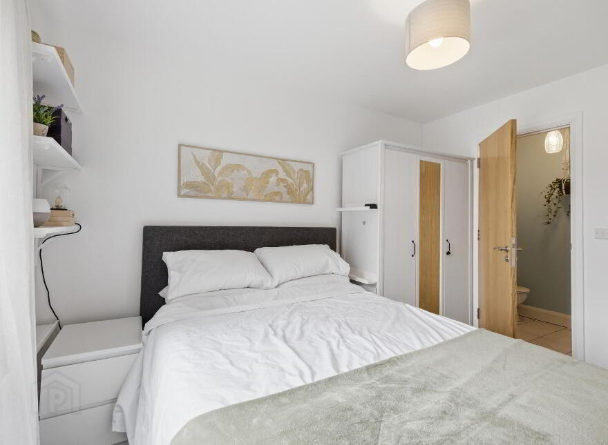 5 Victoria Close, Belfast, BT4 1PF