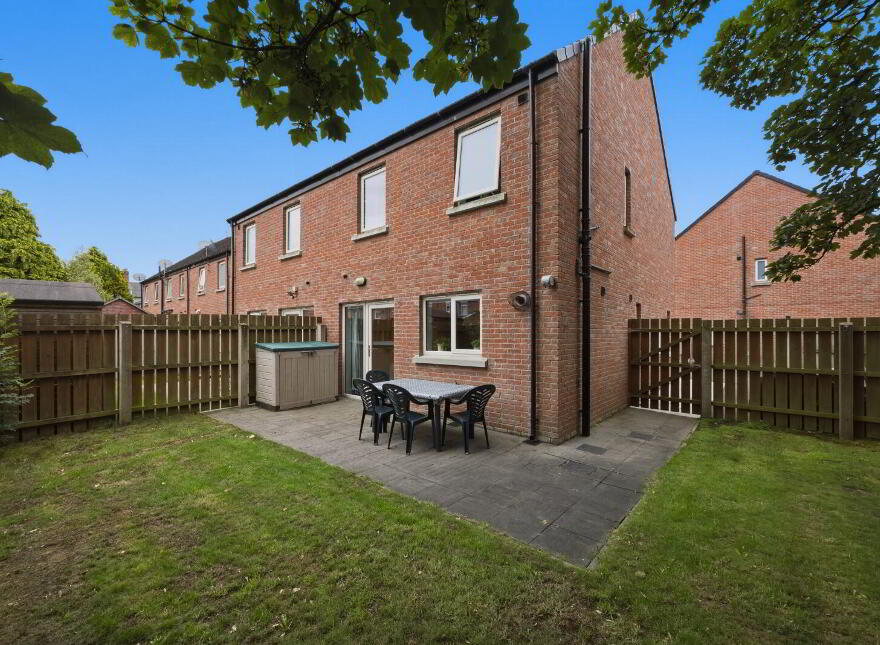 5 Victoria Close, Belfast, BT4 1PF