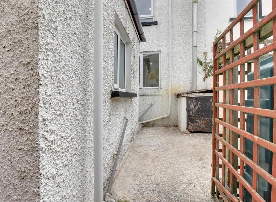 24 Robert Street, Newtownards, BT23 4DN