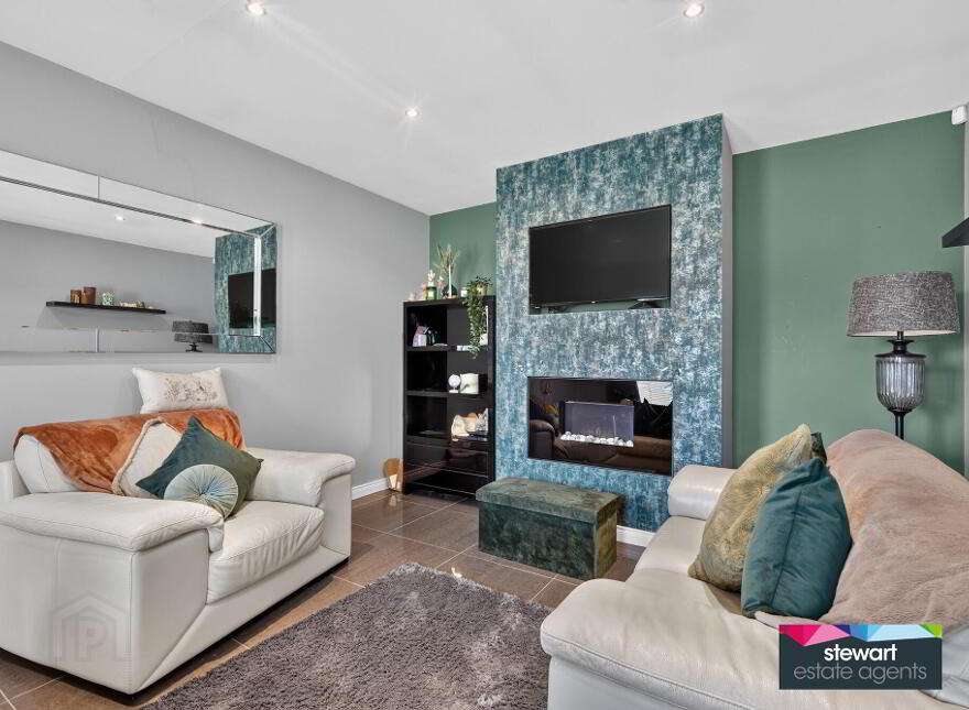 43 Monree Hill, Donaghcloney, BT66 7GY