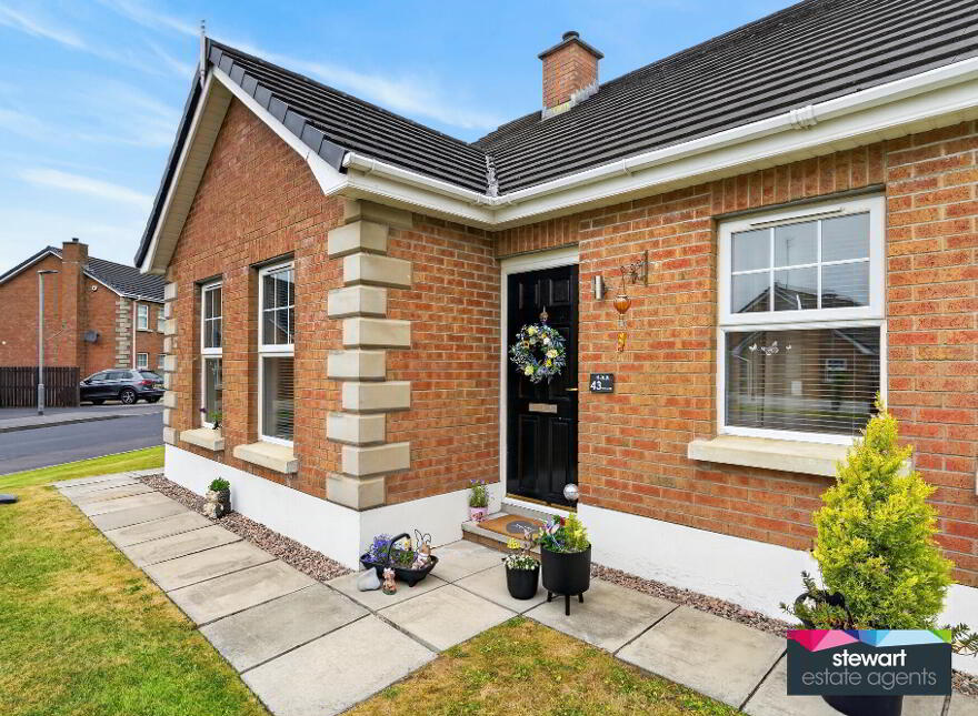 43 Monree Hill, Donaghcloney, BT66 7GY