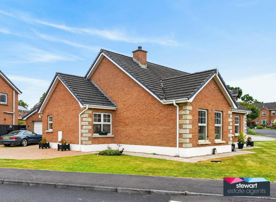 43 Monree Hill, Donaghcloney, BT66 7GY