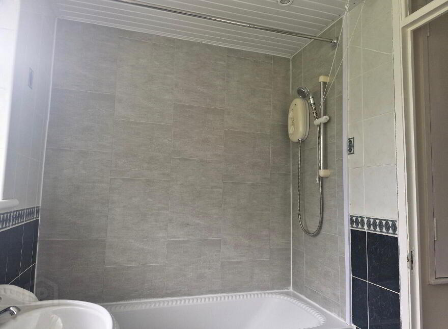 34 Carrickbawn Park, Rostrevor, Newry, BT34 3AR