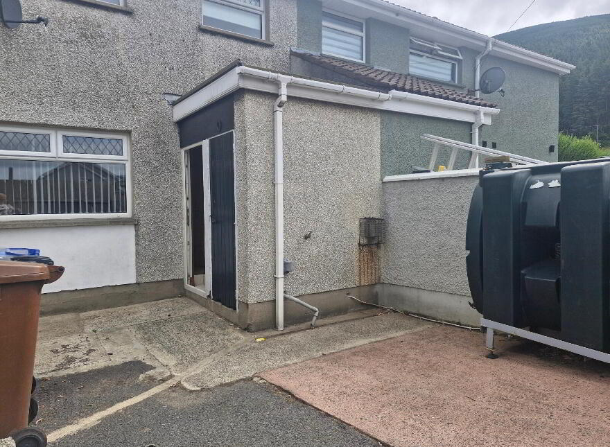 34 Carrickbawn Park, Rostrevor, Newry, BT34 3AR