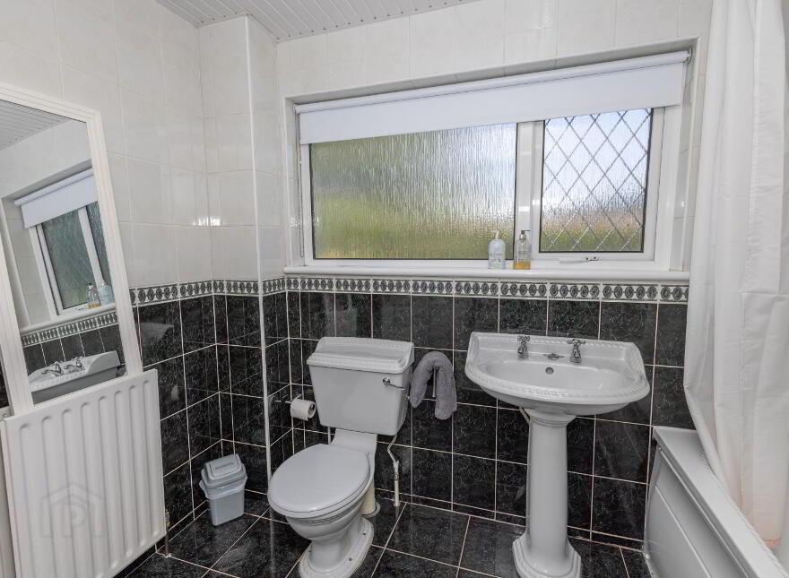 34 Carrickbawn Park, Rostrevor, Newry, BT34 3AR