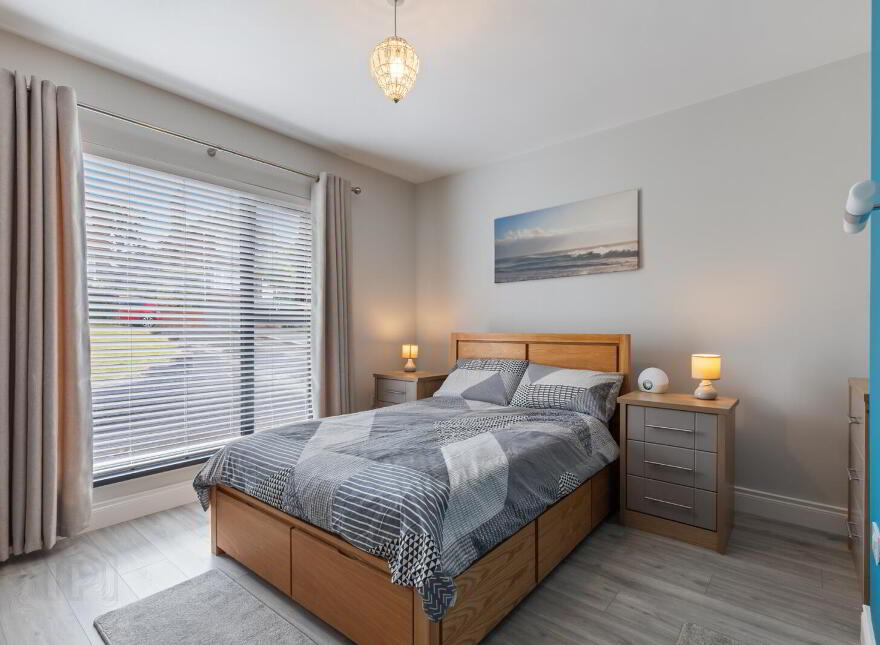 30 Gilnahirk Avenue, Belfast, BT5 7DR