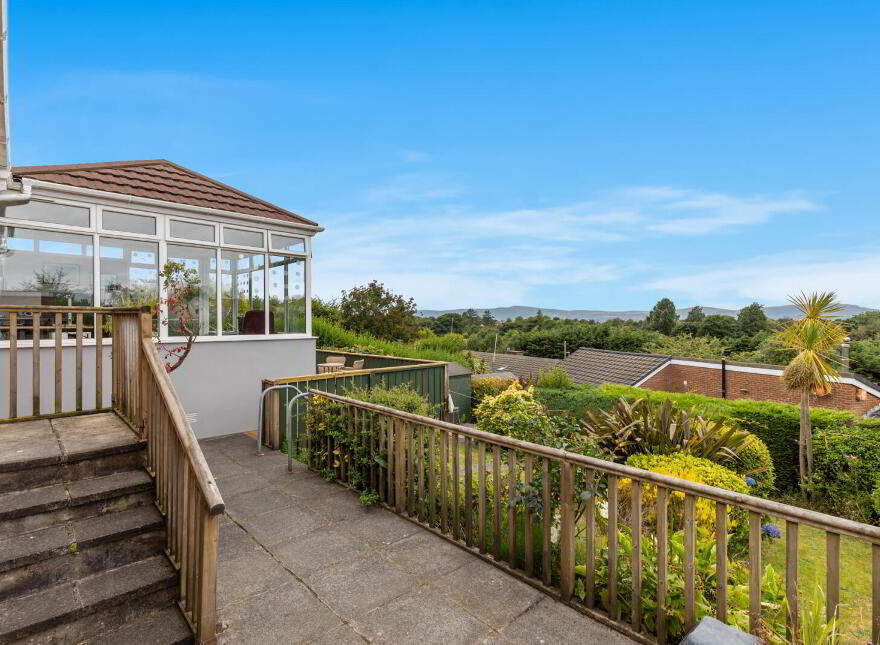 30 Gilnahirk Avenue, Belfast, BT5 7DR