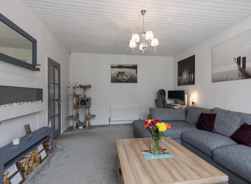 30 Gilnahirk Avenue, Belfast, BT5 7DR