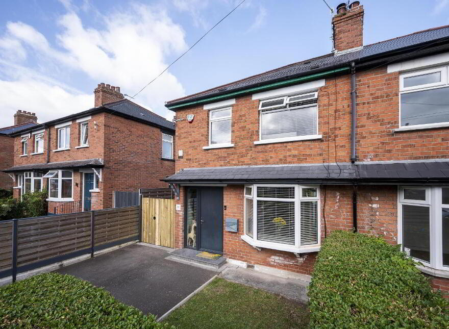 11 Willesden Park, Belfast, BT9 5GX