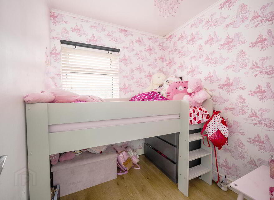 11 Willesden Park, Belfast, BT9 5GX