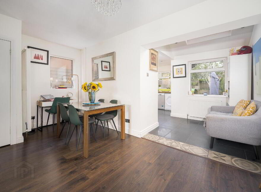 11 Willesden Park, Belfast, BT9 5GX
